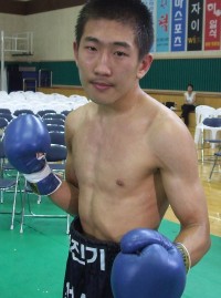 Jin-Ki Jung boxer