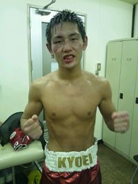 Kenta Takahashi boxer