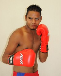 Alejandro Delgado boxer