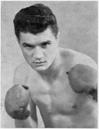 Enzo Correggioli boxer