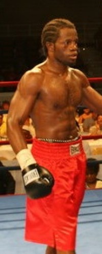 Eric Clinton boxeur