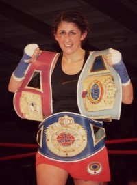 Rola El Halabi boxer