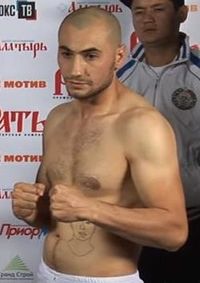 Maksud Jumaev boxer