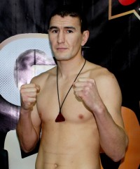 Server Emurlaev boxeador