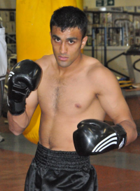 Adil Anwar boxeur