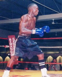 Faraji Badili boxeur