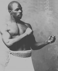 McHenry Johnson boxeur