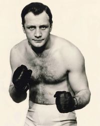Mike Buha boxer