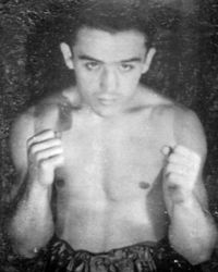 Mike Glienna boxer