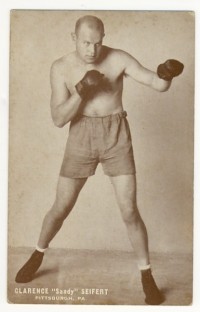 Sandy Seifert boxer