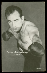 Fidel Arciniega boxer