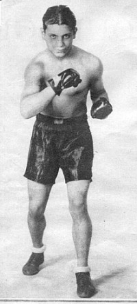 Emil Rossi boxer