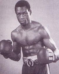 Gilbert Dele boxer