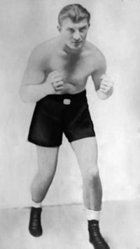 Steve Levin boxer