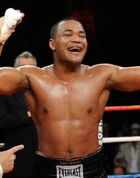 Henry Namauu boxeur