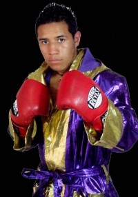 Luis Ceja боксёр