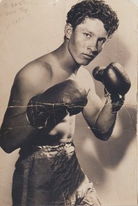Ray Robles boxer