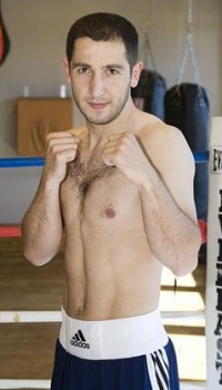 Karlo Tabaghua boxer