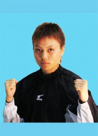 Mari Ando boxeador