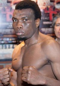 Mohammed Akrong boxeador