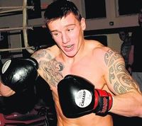 Luke Allon boxer