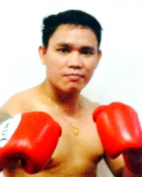 Rex Olisa boxer