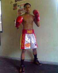 Jeffrey Cerna boxer