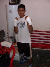 Carlos Ariel Farias boxeador