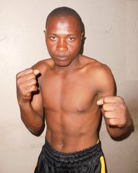 Sadiki Momba boxer
