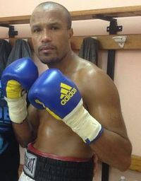 Karim Menasria boxeador