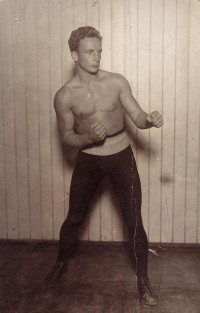 Georg Brustad boxer