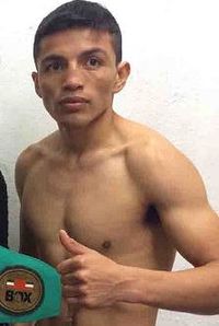 Fernando Aguilar boxeador
