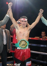 Romulo Koasicha boxeador