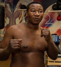Vusumzi Mlindwa boxer