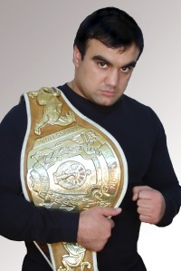 Akmal Aslanov boxeur