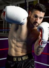 Brian de la Vega boxer