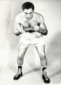 Pete Gil boxer