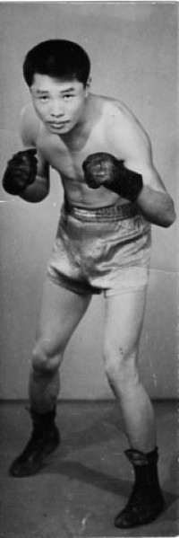 Chun-Kyo Shin boxer