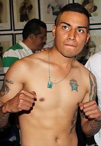 Fernando Curiel boxer