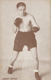 Jackie Snyder boxer