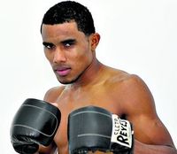 Manuel Vides boxer
