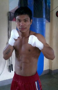 Jayar Estremos boxer