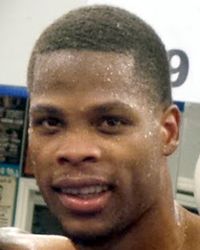 Lamar Russ boxer