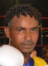 Elvis Ramirez boxeur
