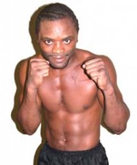 Antwun Echols boxer