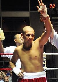 Mehdi Madani boxer