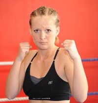 Sabrina Kleemaier boxer