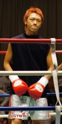 Ryo Narizuka boxeur