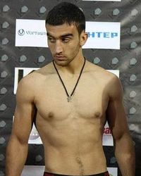 Ruben Movsesyan boxer