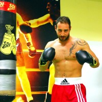 Mickael Vieira boxer